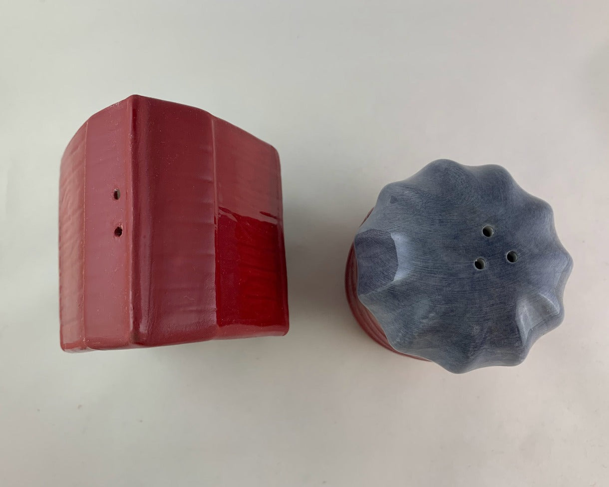 Tobacco Ad Farm Salt and Pepper Shakers