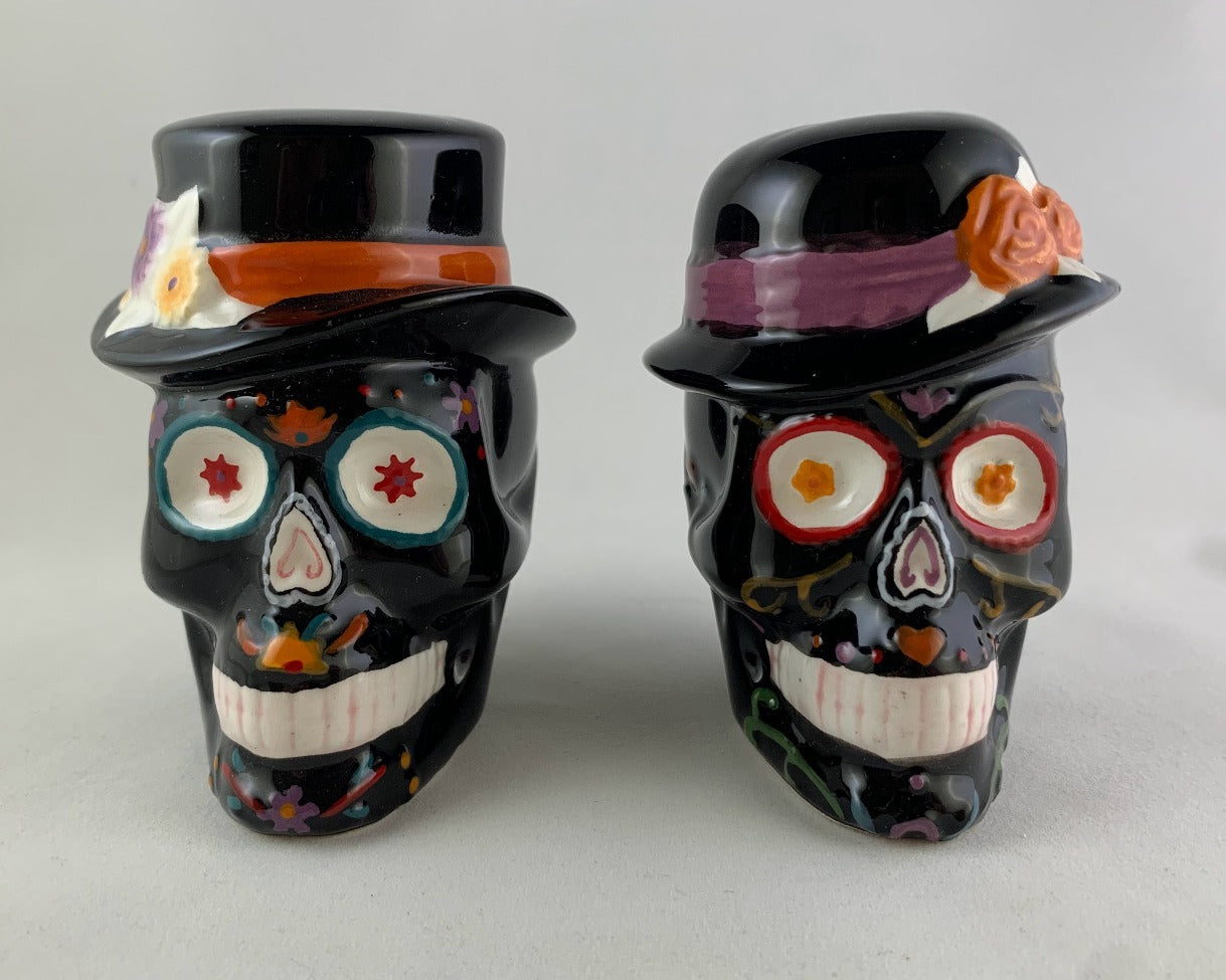 Dia de los Muertos (Day of the Dead) Sugar Skull Salt and Pepper Shakers